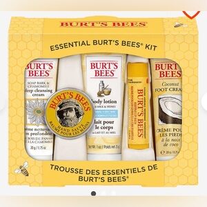 Burt's Bees Essential Kit - NWT